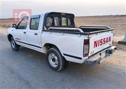 نيسان بيك اب